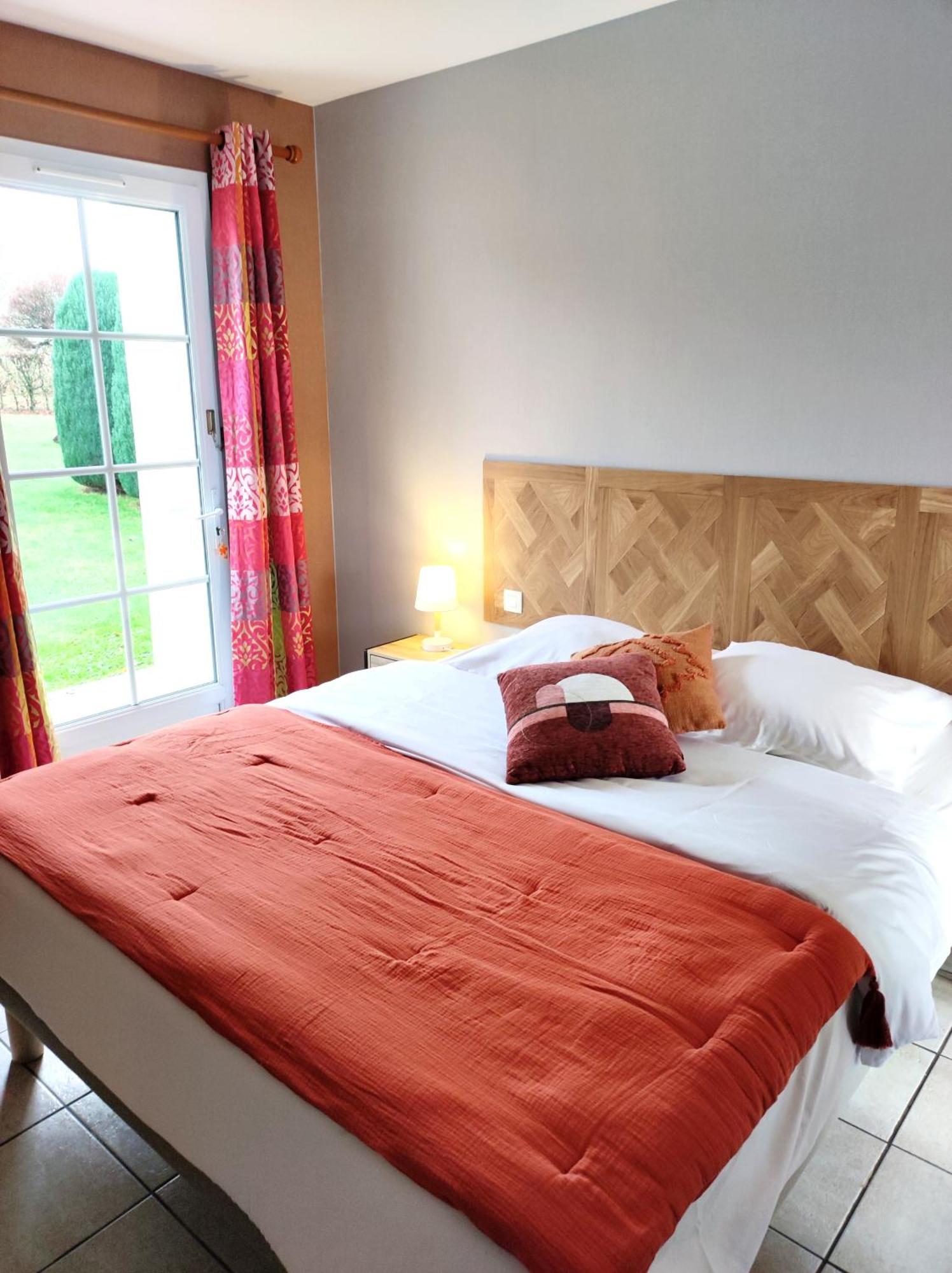 La Minoterie Bed and Breakfast Tessy-sur-Vire Δωμάτιο φωτογραφία